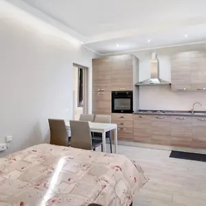 Апартаменты Casa Tiziano Parking Gratis 15 Minuti A Piedi, Санремо